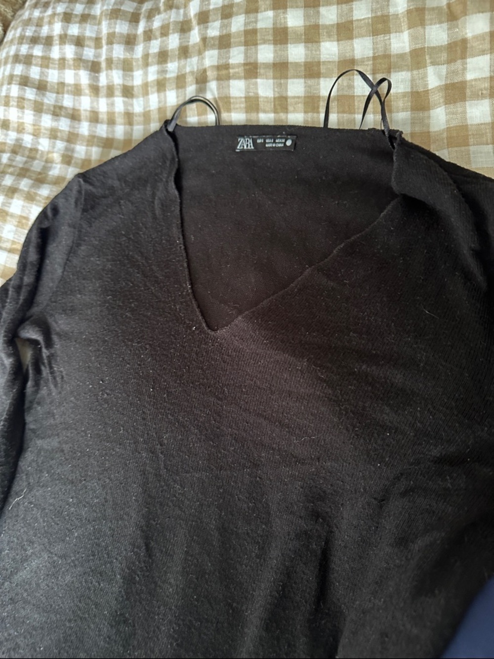 ZARA Black V-Neck Lightweight Knit Top